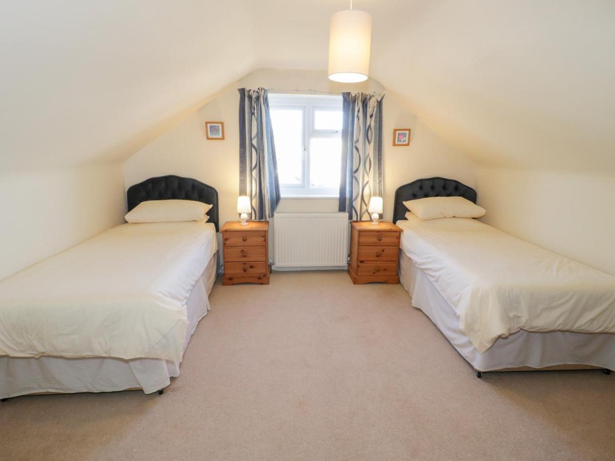 Tanglewinds Villa Benllech Luaran gambar